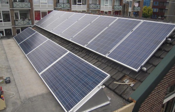 Zonnepanelen plaatsen